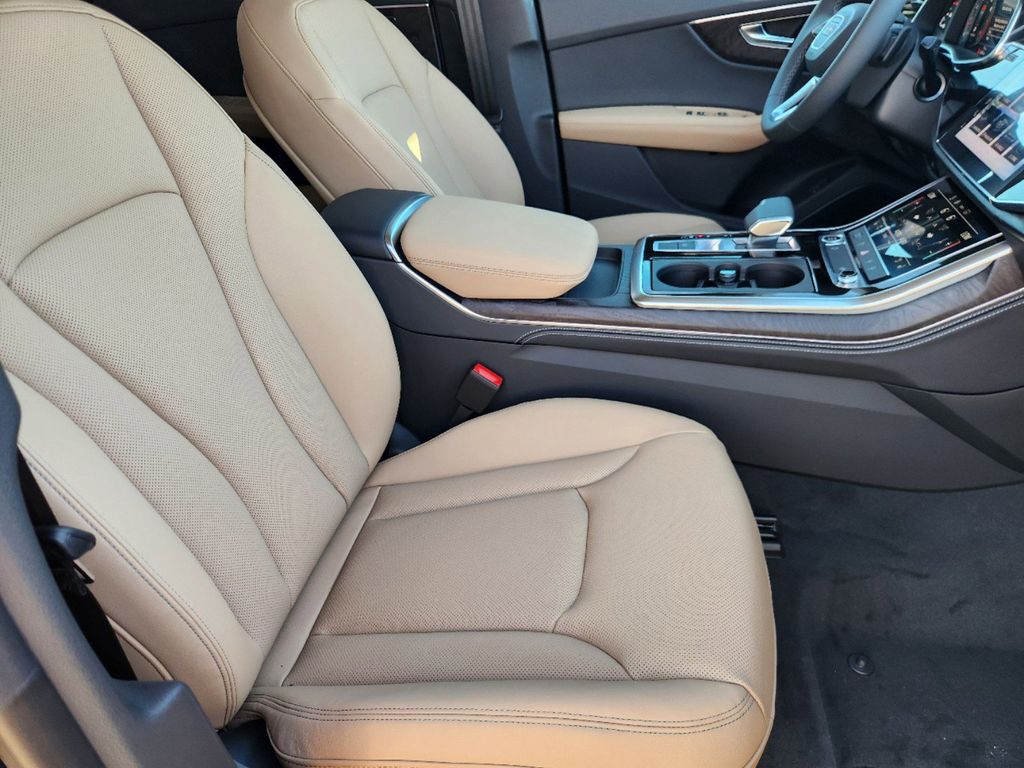 new 2025 Audi Q8 car, priced at $86,615
