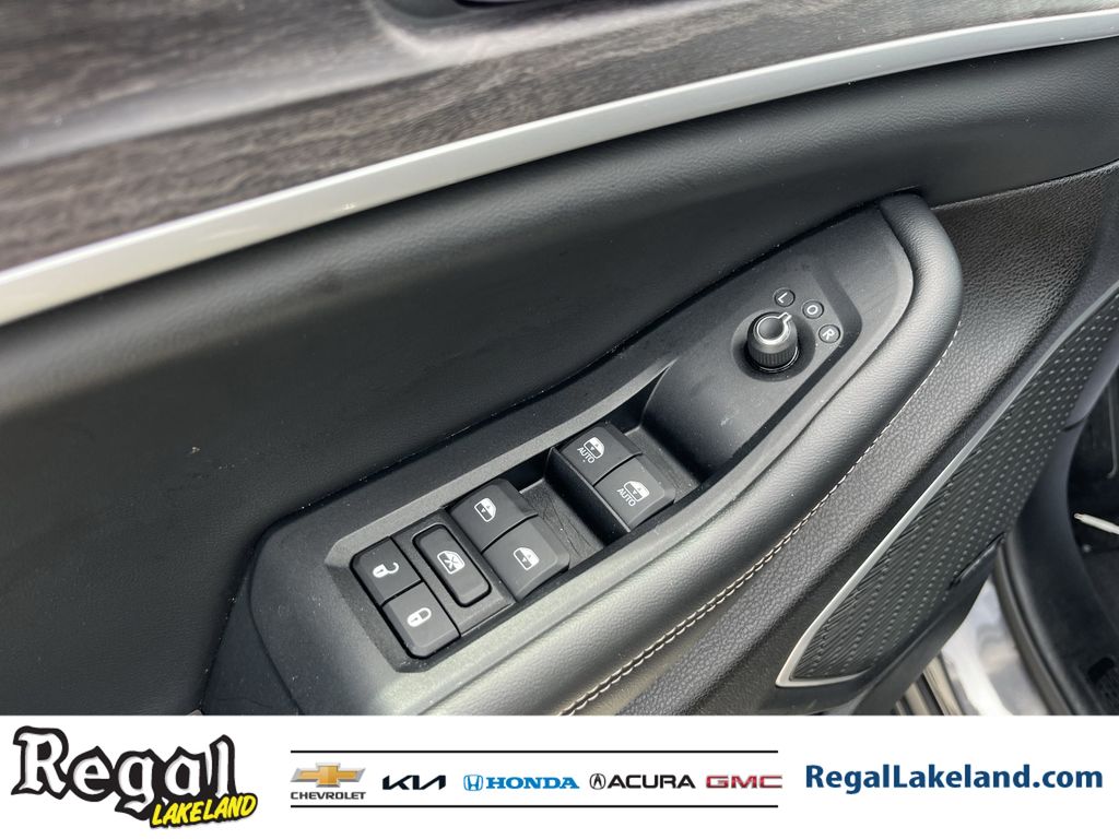 used 2023 Jeep Grand Cherokee car, priced at $24,595