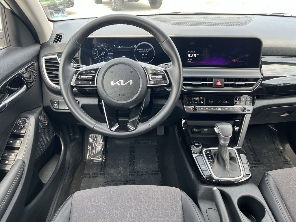 used 2024 Kia Seltos car, priced at $22,891
