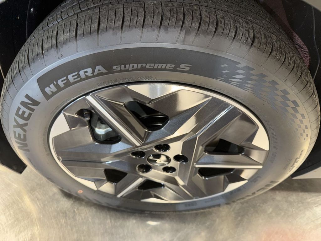 new 2025 Kia EV6 car, priced at $49,917