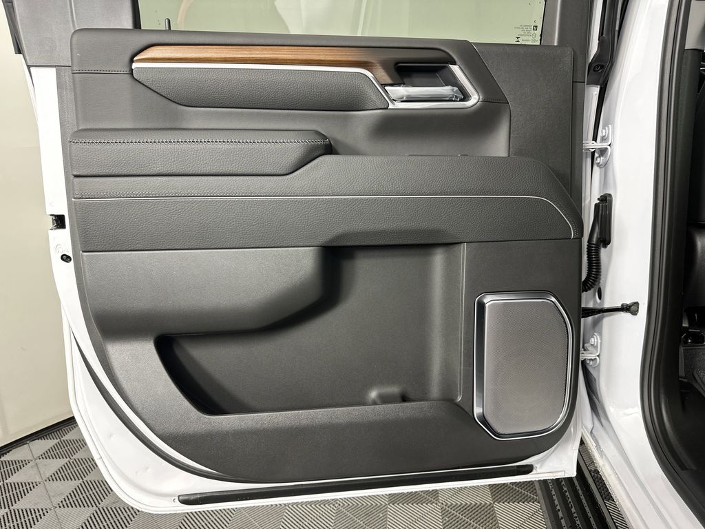 new 2025 GMC Sierra 2500HD car, priced at $86,234