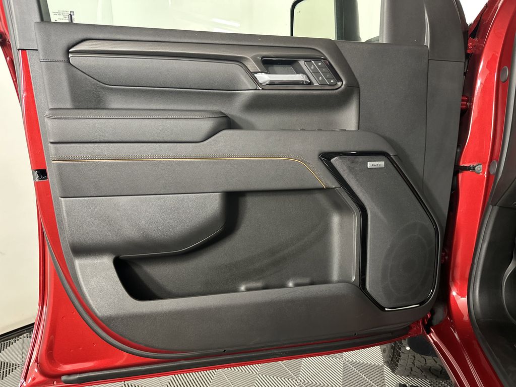 new 2025 GMC Sierra 2500HD car, priced at $87,284