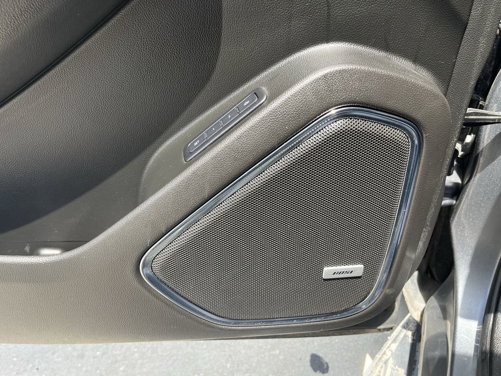used 2019 GMC Yukon car, priced at $27,591