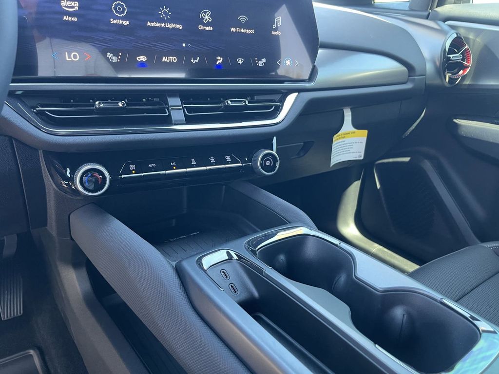 new 2025 Chevrolet Equinox EV car, priced at $45,347