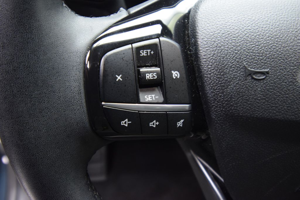 used 2022 Ford Escape car, priced at $21,500