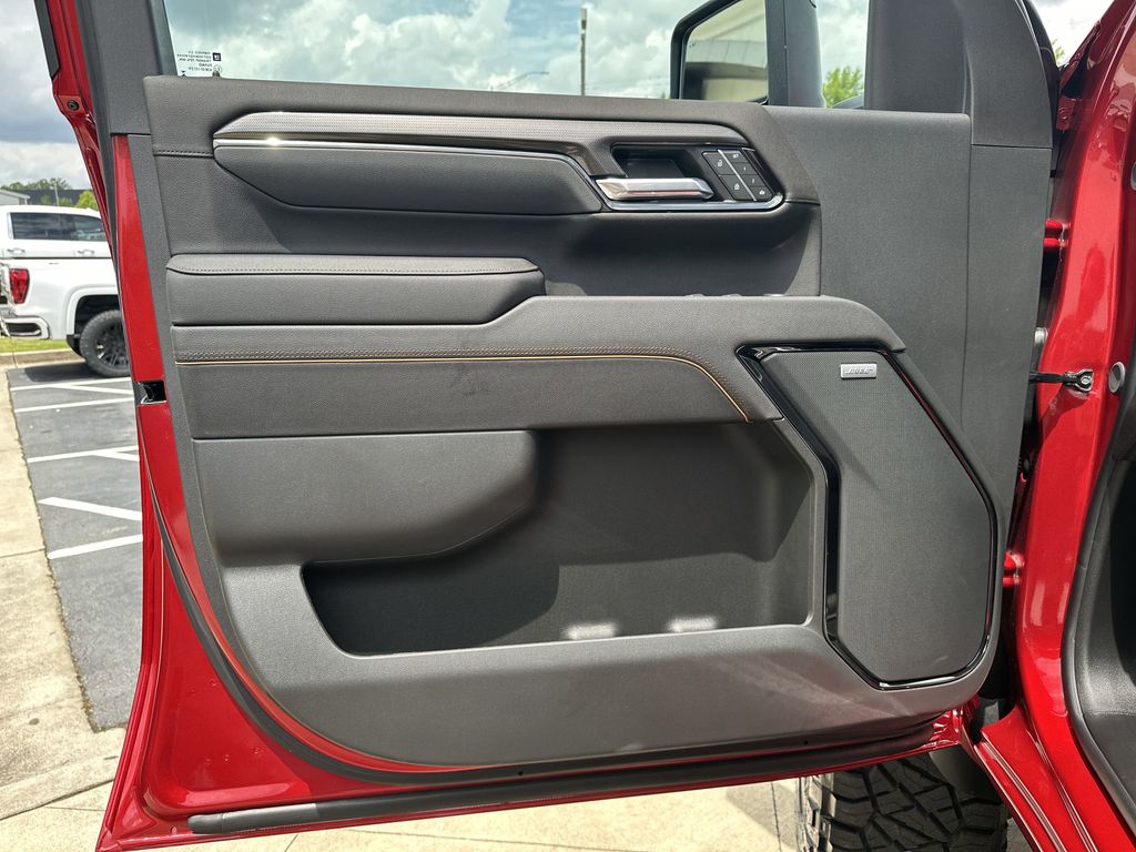 new 2025 GMC Sierra 2500HD car, priced at $87,084