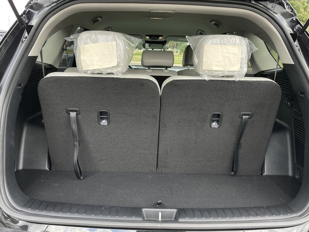 new 2025 Kia Sorento car, priced at $30,697