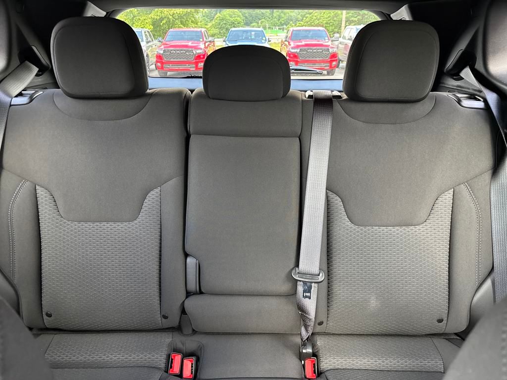 new 2025 Jeep Compass car, priced at $26,990