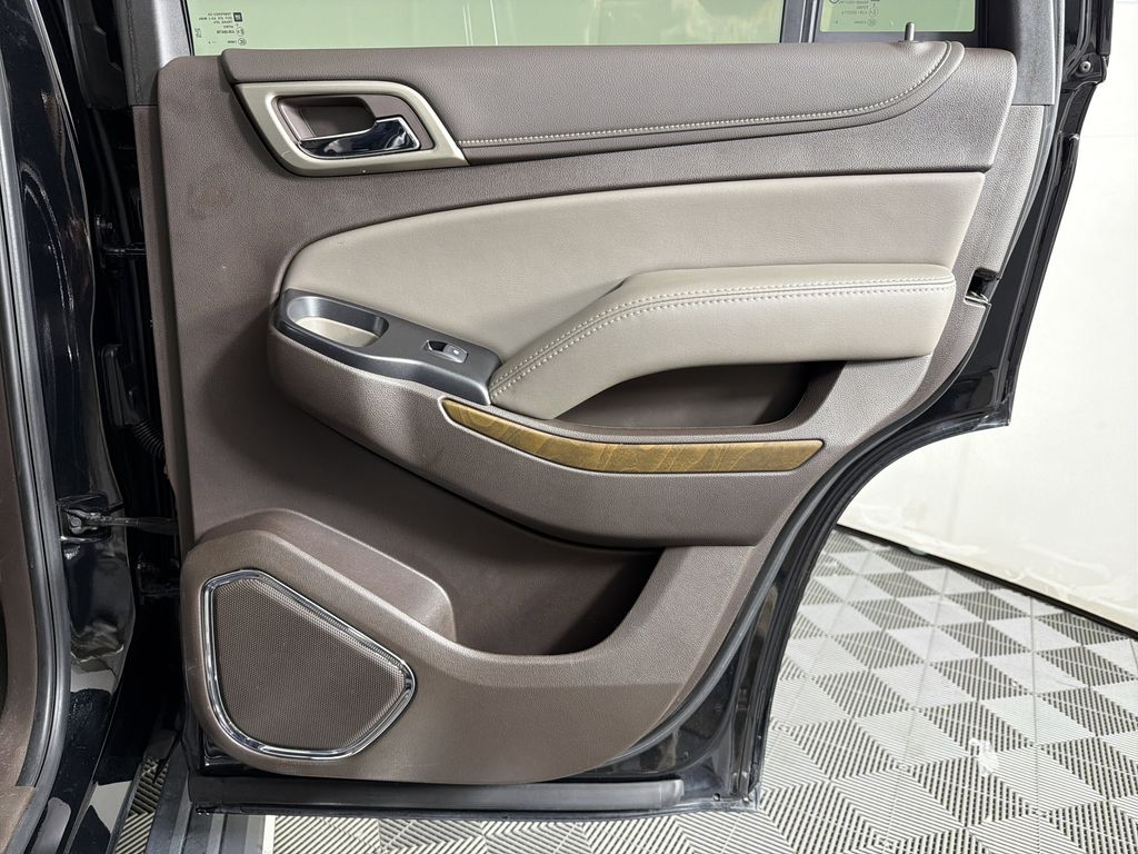 used 2019 GMC Yukon car, priced at $37,995