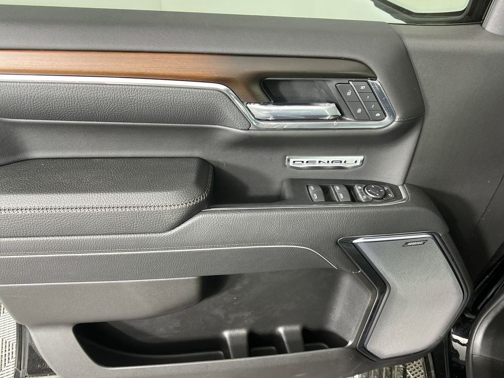 new 2025 GMC Sierra 1500 car, priced at $70,315