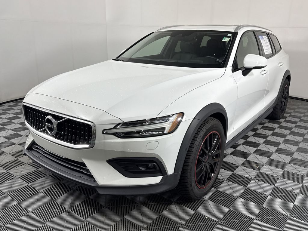 used 2022 Volvo V60 Cross Country car, priced at $31,988