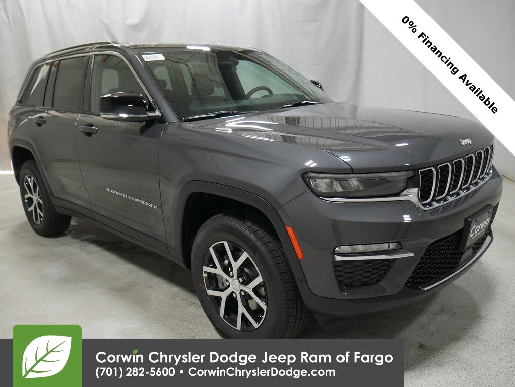 new 2024 Jeep Grand Cherokee car, priced at $44,795