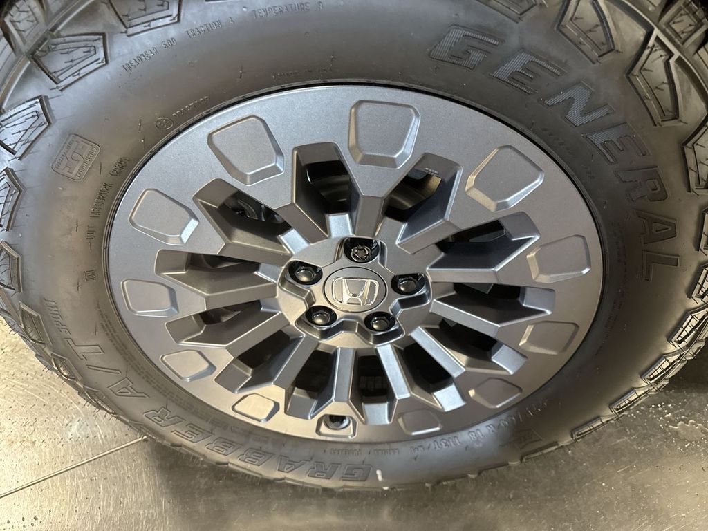 new 2026 Honda Passport car, priced at $50,400