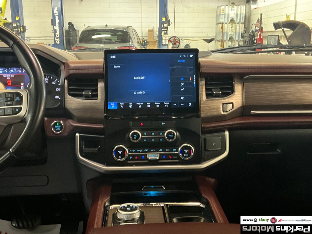 used 2023 Ford Expedition car, priced at $42,738