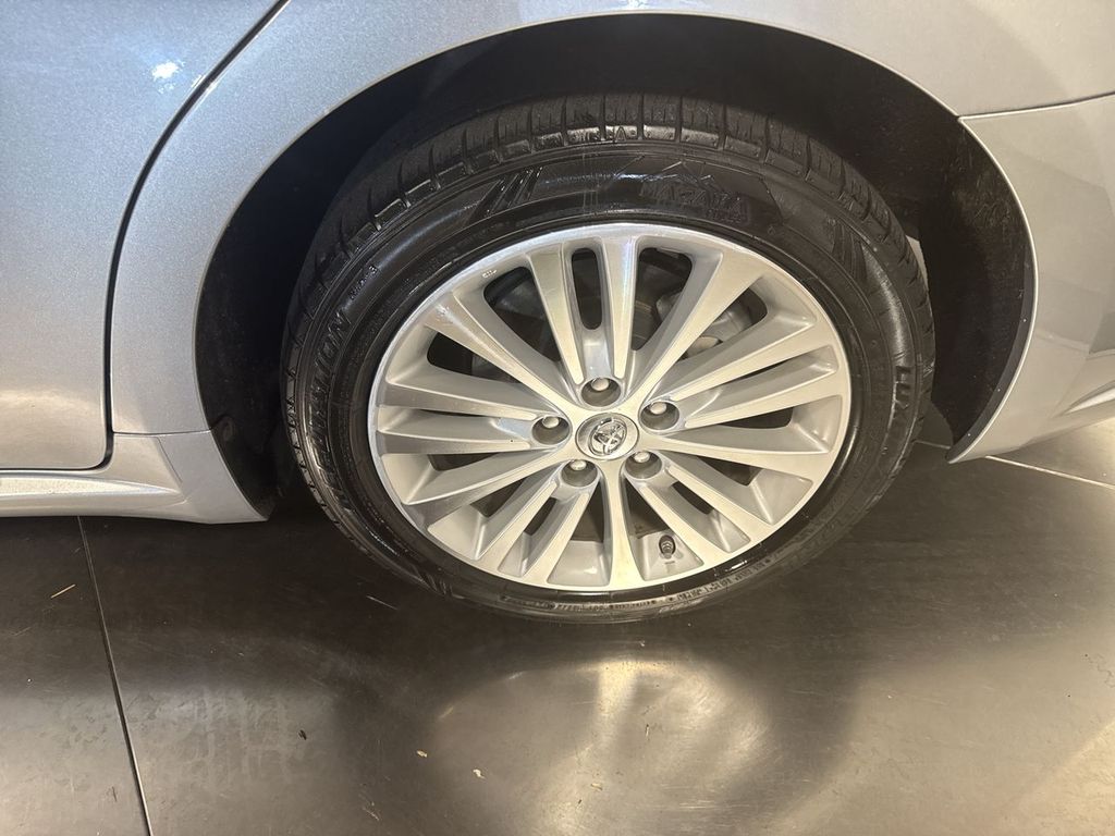 used 2015 Toyota Avalon Hybrid car, priced at $17,963