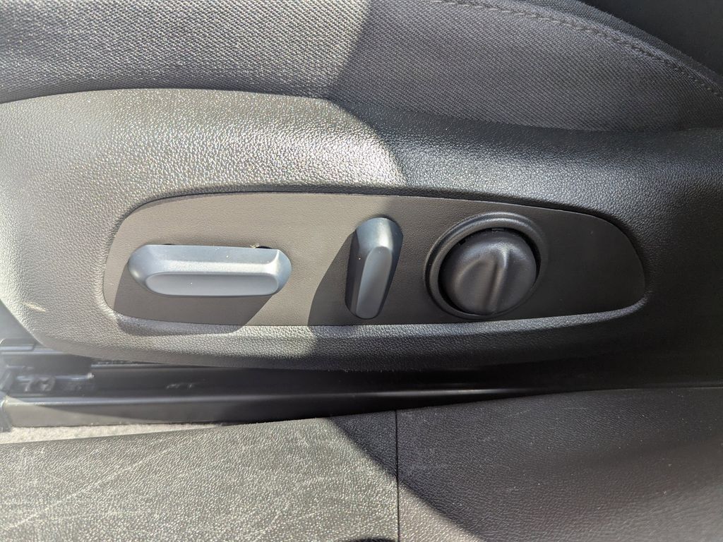 used 2024 Chevrolet Malibu car, priced at $17,994