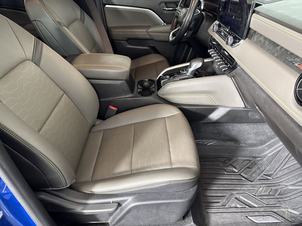 used 2023 Chevrolet Colorado car