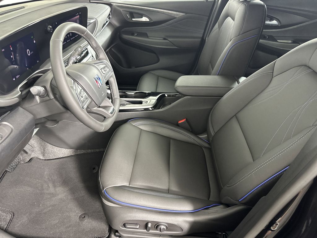 new 2025 Buick Envista car, priced at $29,570