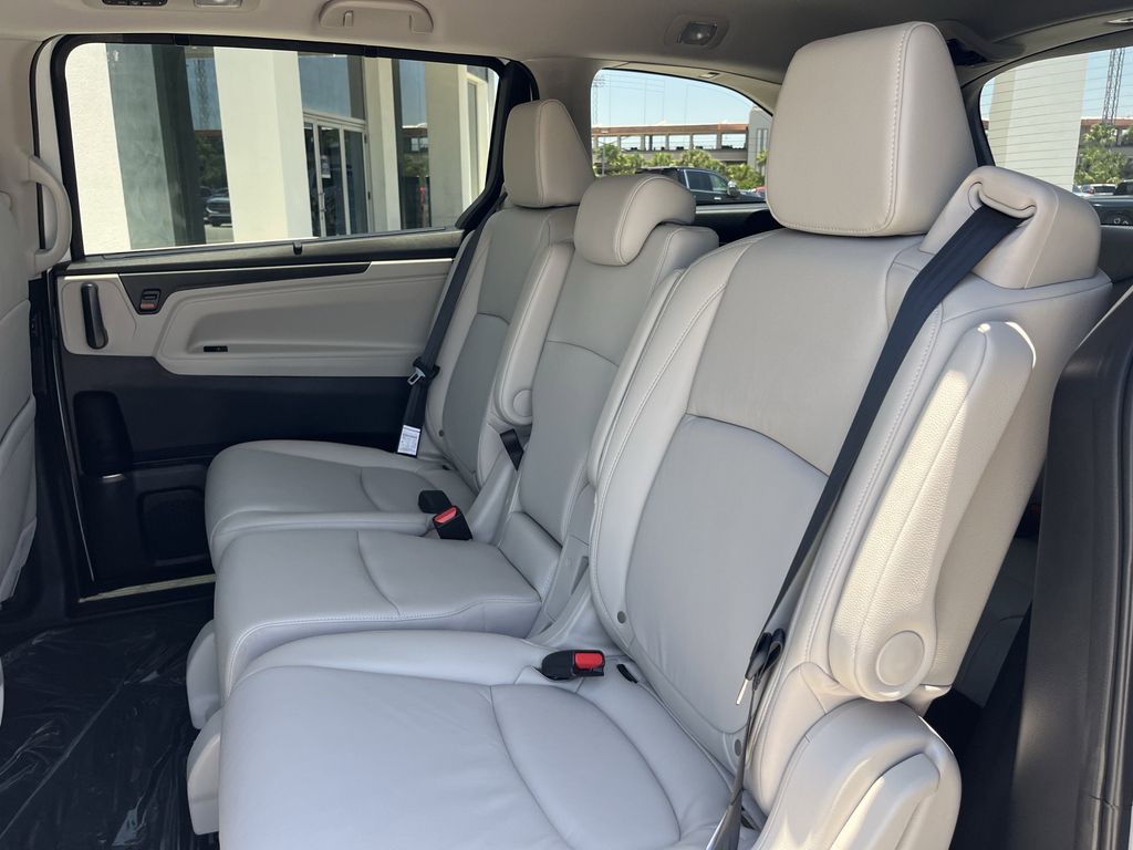 new 2025 Honda Odyssey car, priced at $42,960