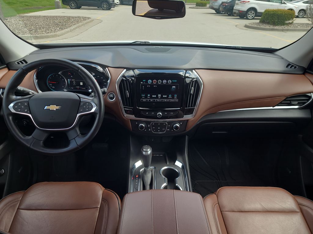 used 2019 Chevrolet Traverse car, priced at $22,402