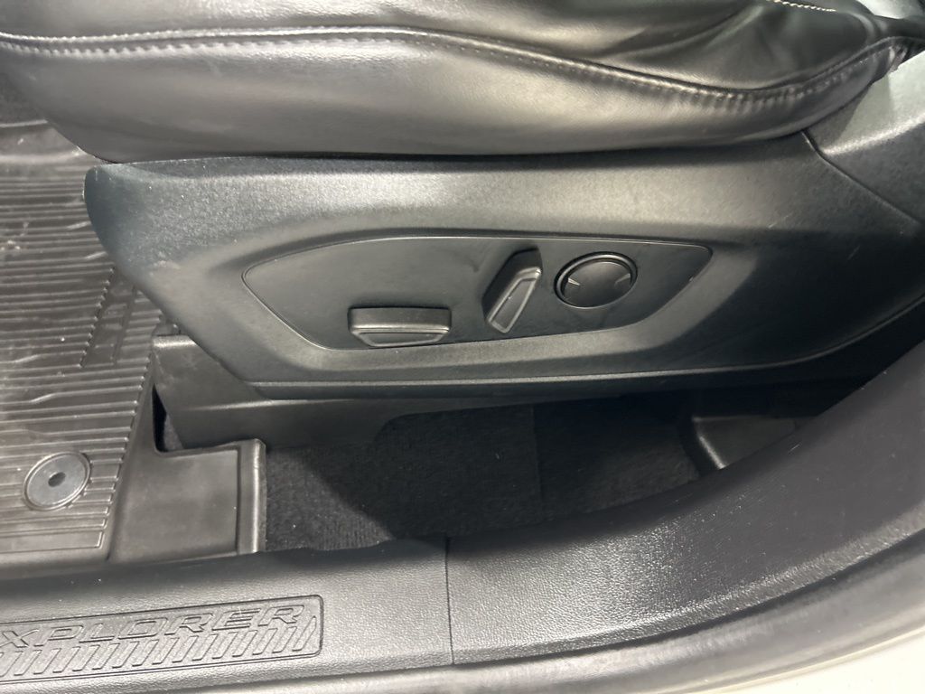 used 2021 Ford Explorer car, priced at $26,314