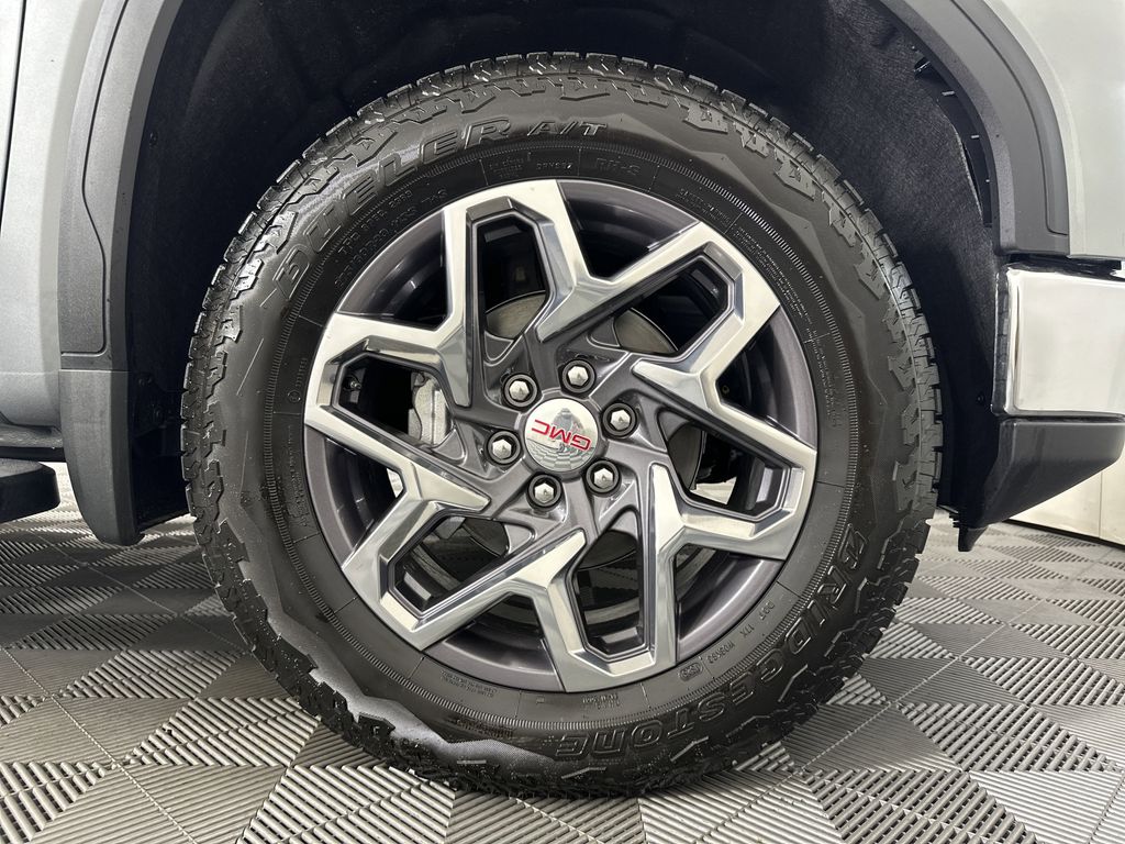 new 2025 GMC Sierra 1500 car, priced at $58,119