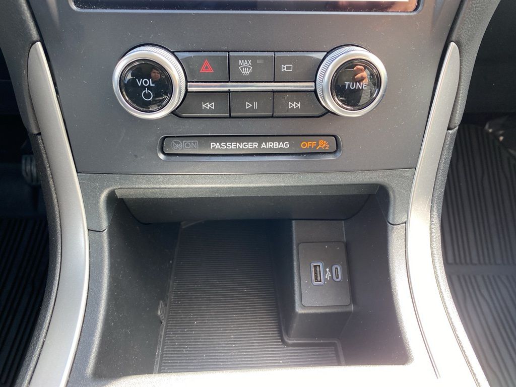 used 2022 Ford Edge car, priced at $23,716