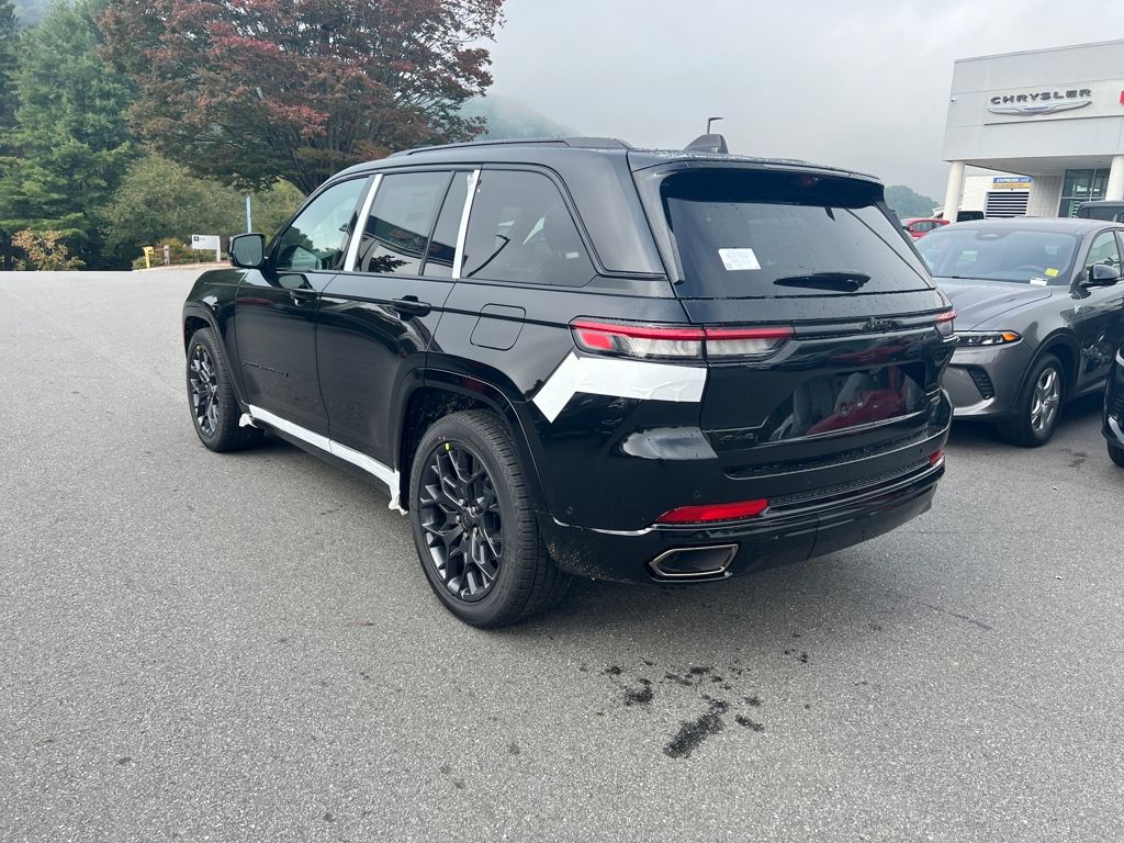 new 2025 Jeep Grand Cherokee car, priced at $64,990