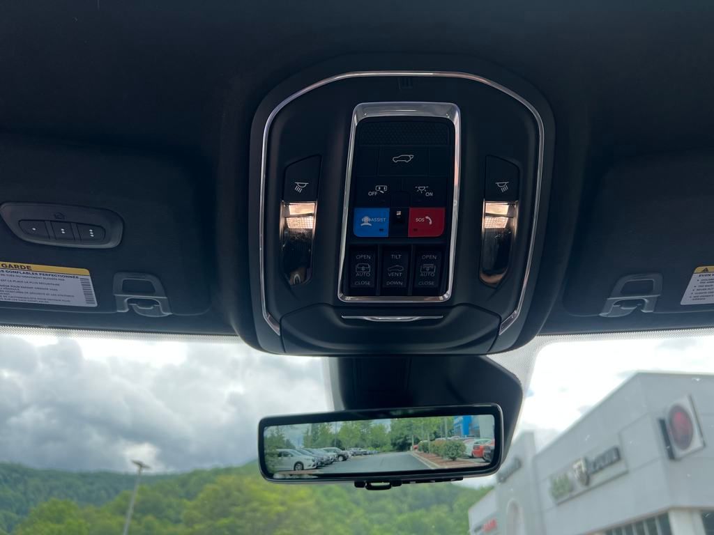 new 2025 Jeep Grand Cherokee L car, priced at $67,326