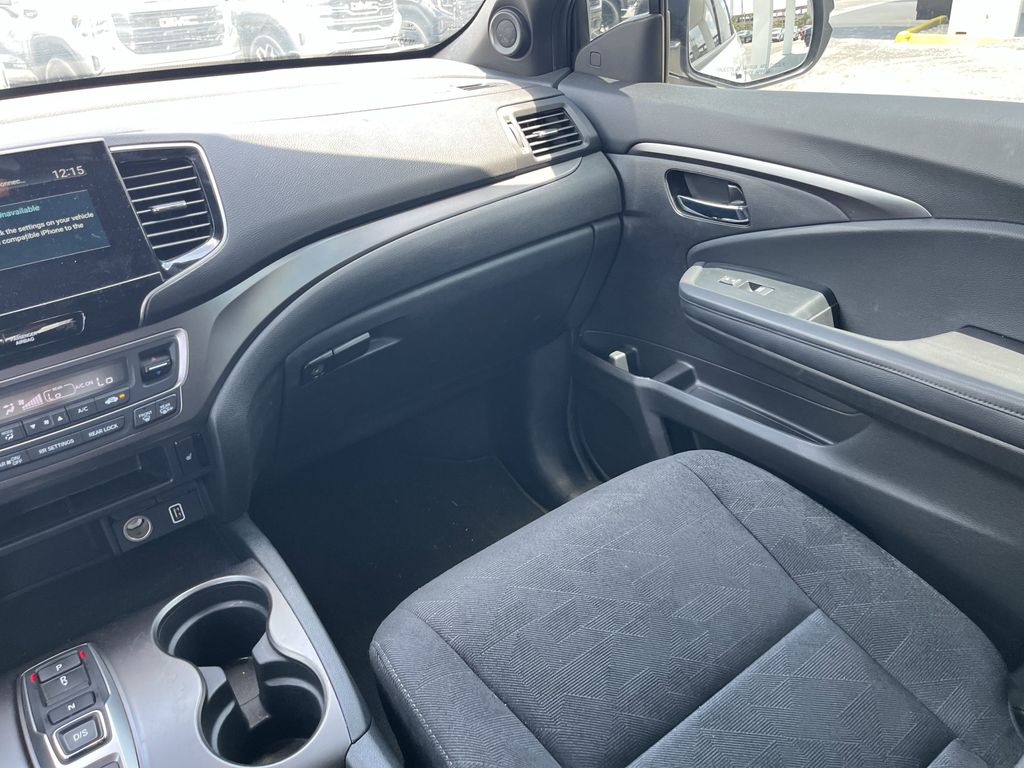 used 2022 Honda Pilot car, priced at $28,993