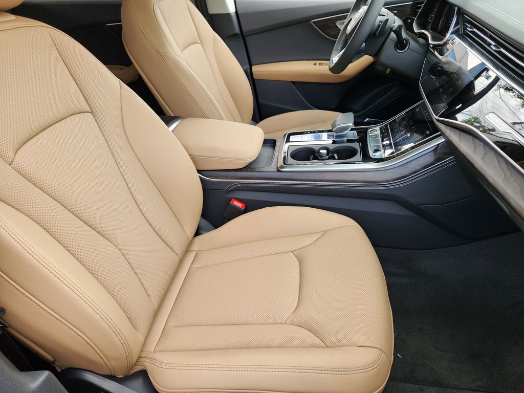new 2025 Audi Q8 car, priced at $83,365