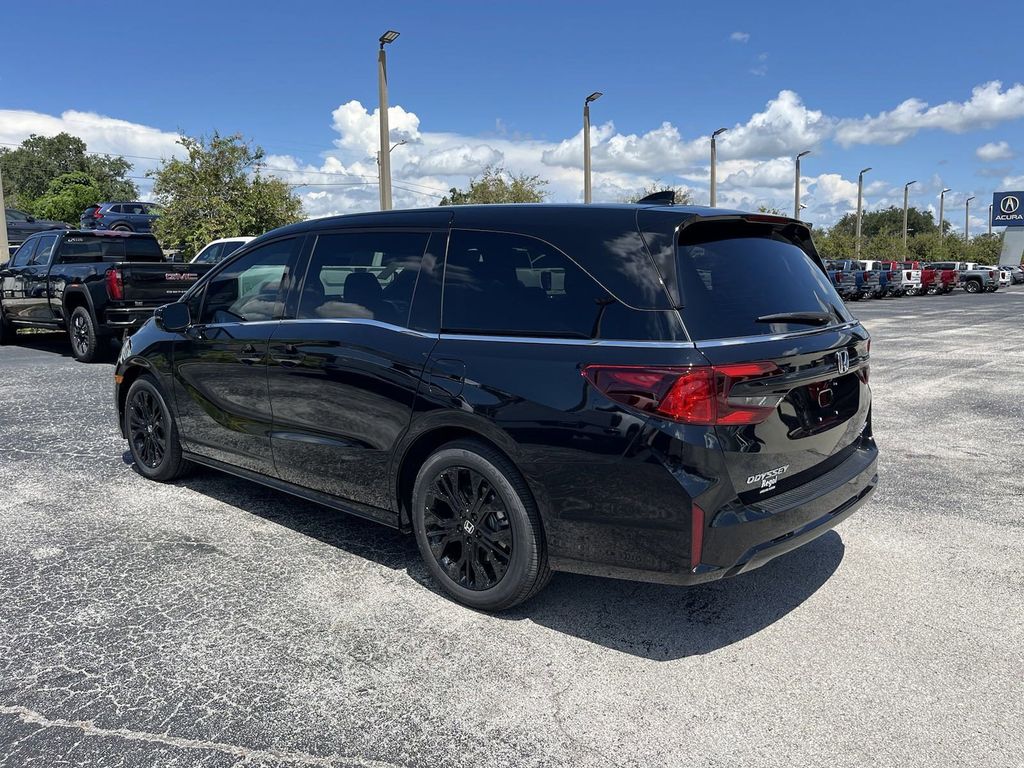 new 2025 Honda Odyssey car, priced at $43,027