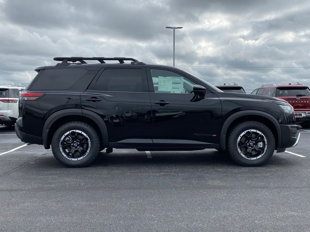 new 2024 Nissan Pathfinder car, priced at $38,950