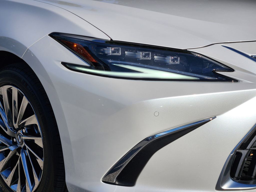 used 2025 Lexus ES car, priced at $53,711