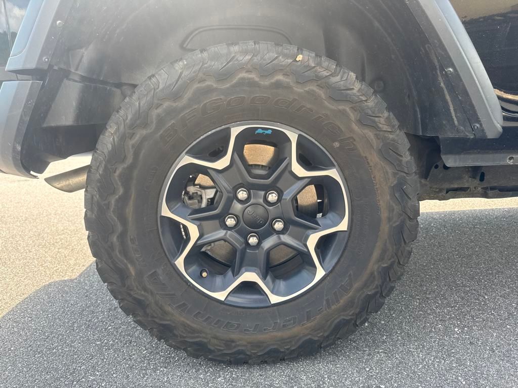 used 2022 Jeep Wrangler car, priced at $34,500