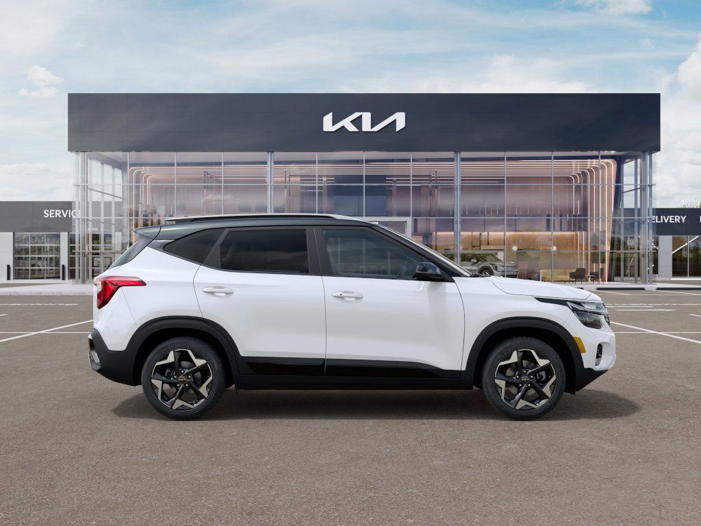 new 2025 Kia Seltos car, priced at $24,588