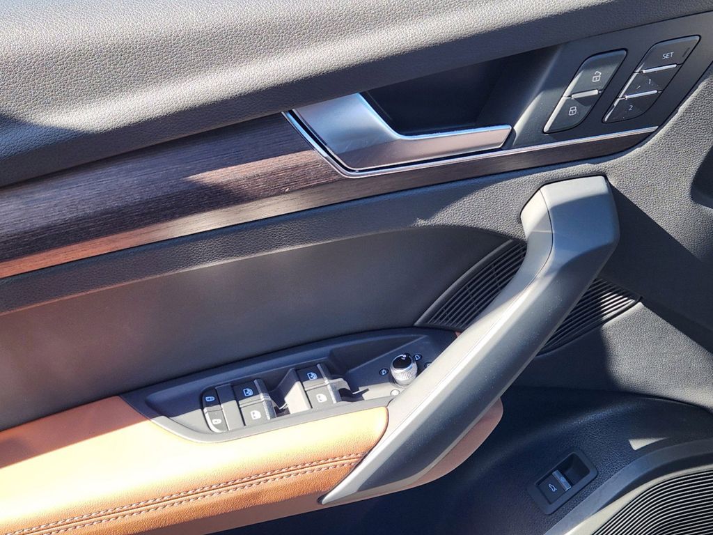 new 2025 Audi Q5 Sportback car, priced at $59,950