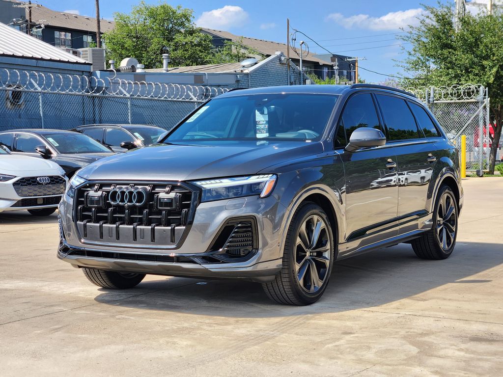 new 2025 Audi Q7 car, priced at $77,750