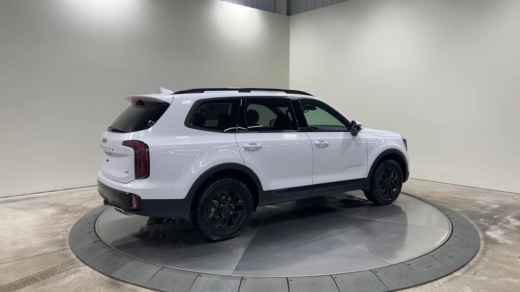 new 2025 Kia Telluride car, priced at $48,695