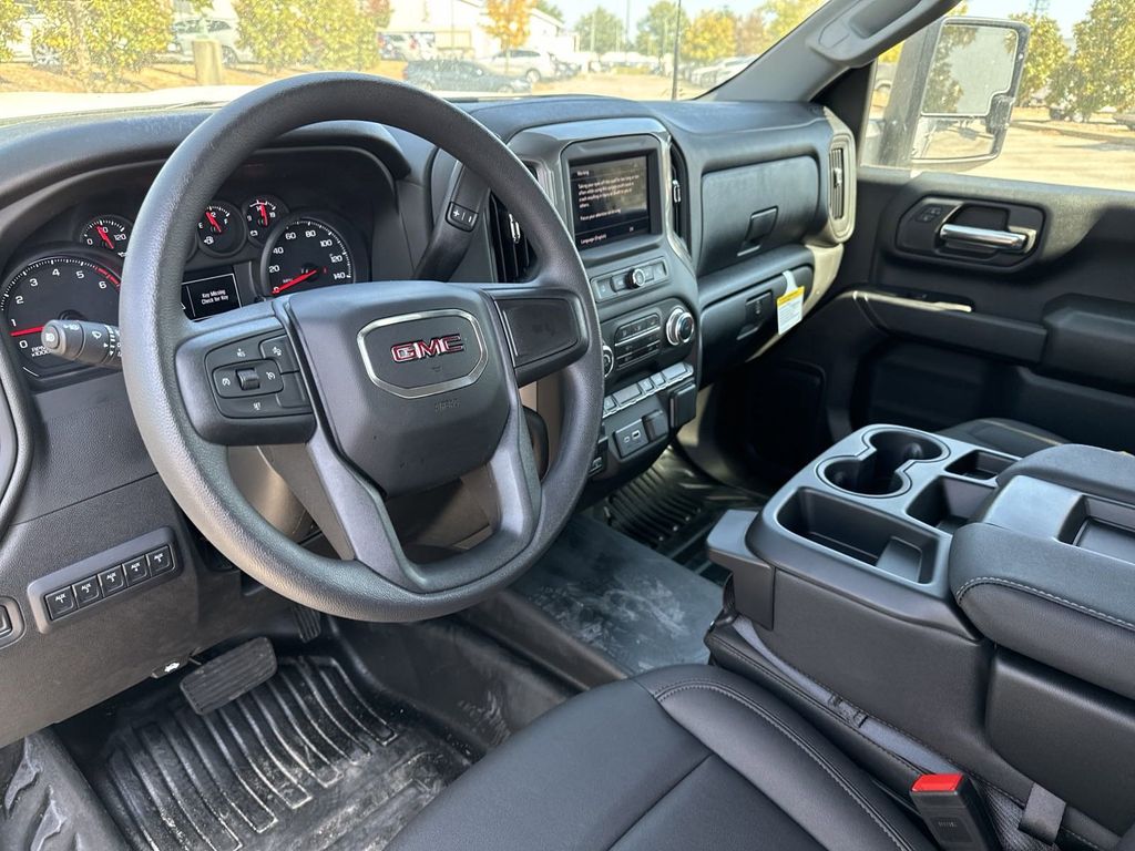 new 2024 GMC Sierra 2500HD car, priced at $44,728
