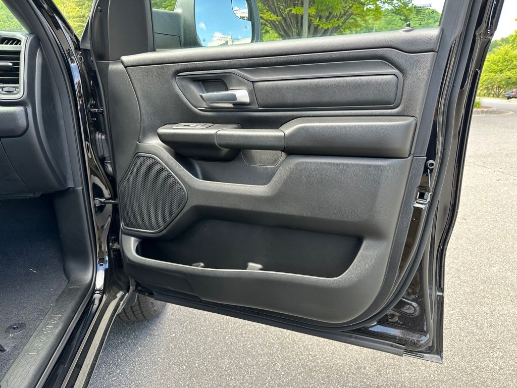 new 2025 Ram 1500 car, priced at $40,990