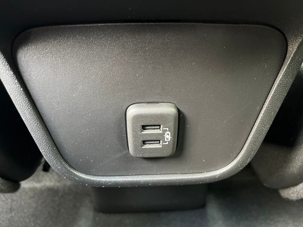 used 2022 Chevrolet Equinox car, priced at $25,900