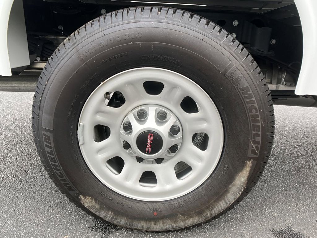 new 2024 GMC Sierra 3500HD car, priced at $42,678