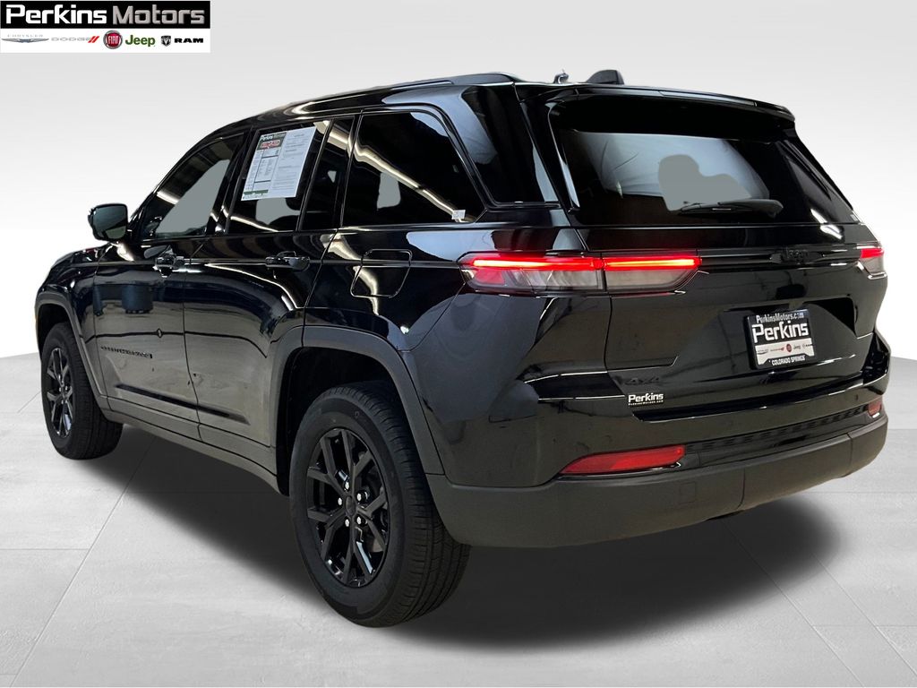 used 2024 Jeep Grand Cherokee car, priced at $36,958