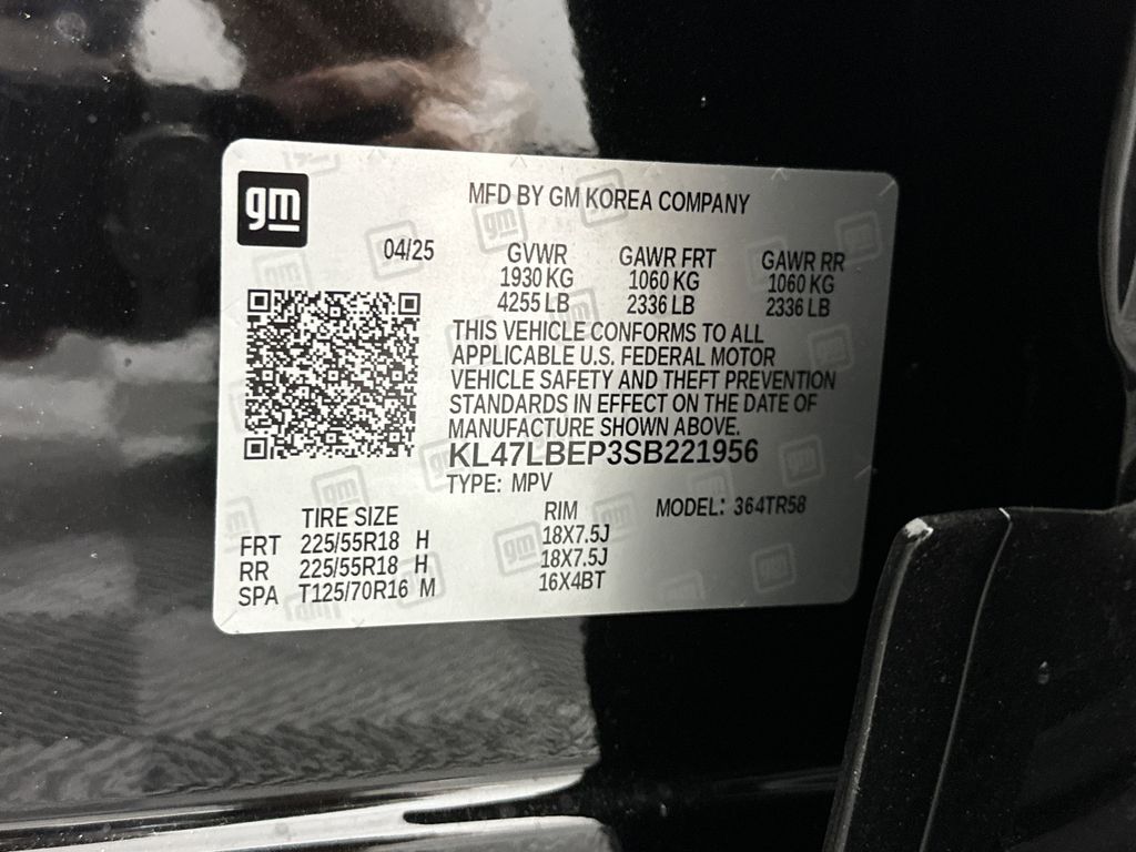 new 2025 Buick Envista car, priced at $29,570