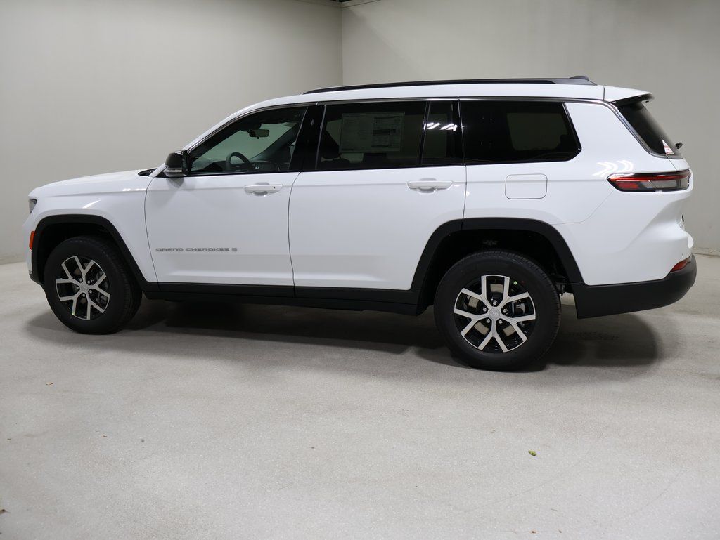 new 2025 Jeep Grand Cherokee L car, priced at $47,700