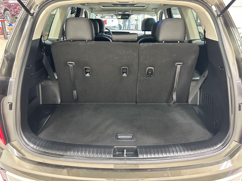 used 2023 Kia Telluride car, priced at $38,127