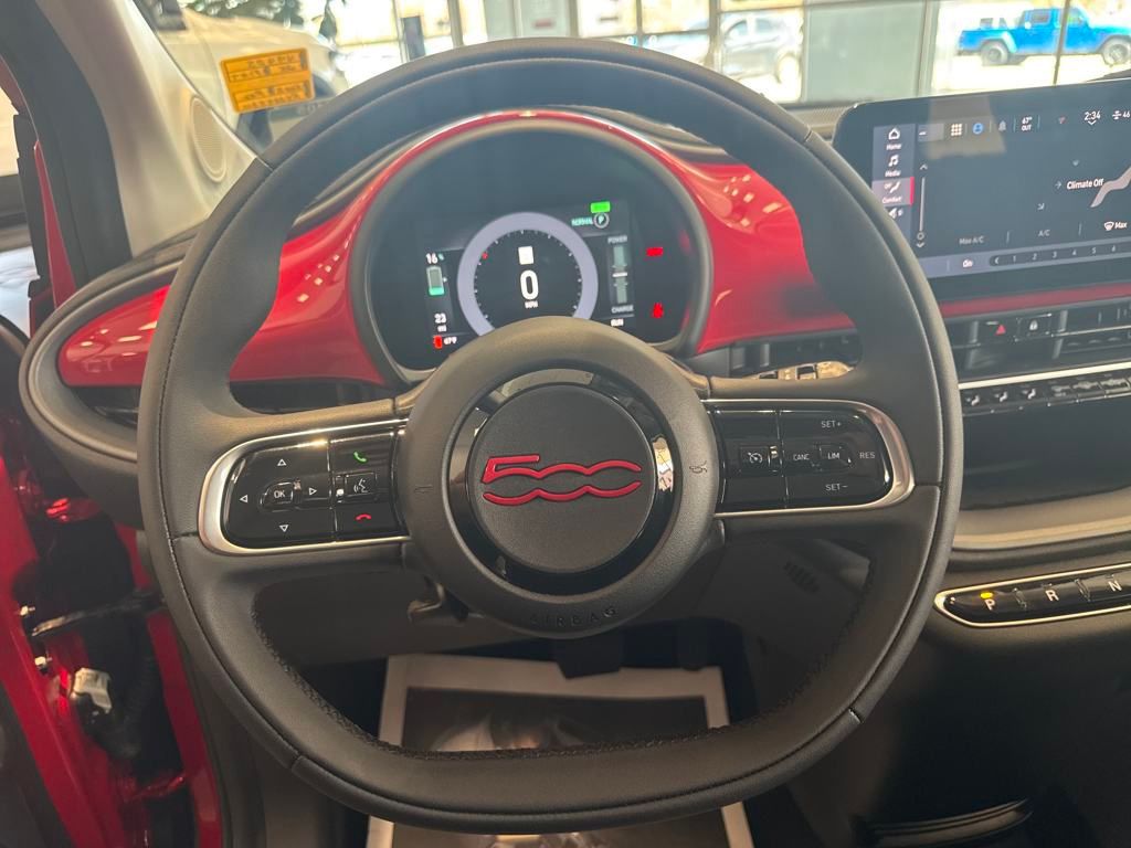 new 2024 FIAT 500e car, priced at $34,095