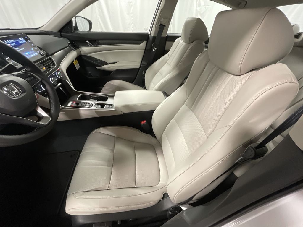 used 2022 Honda Accord Hybrid car, priced at $28,500