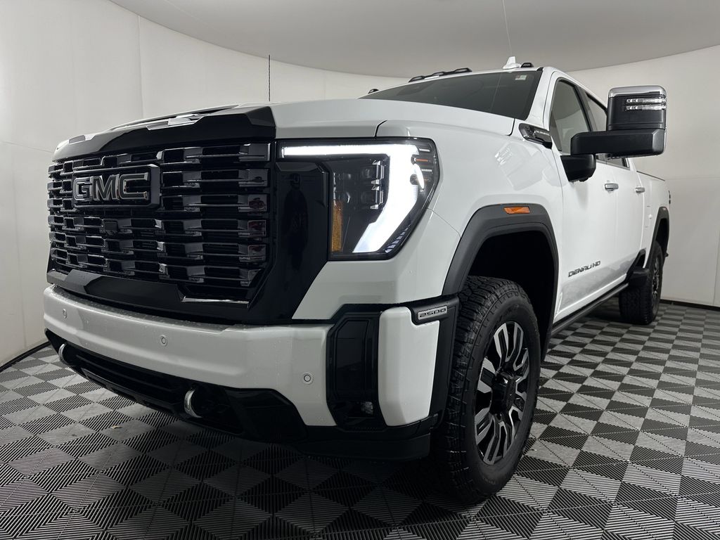 new 2025 GMC Sierra 2500HD car, priced at $93,552